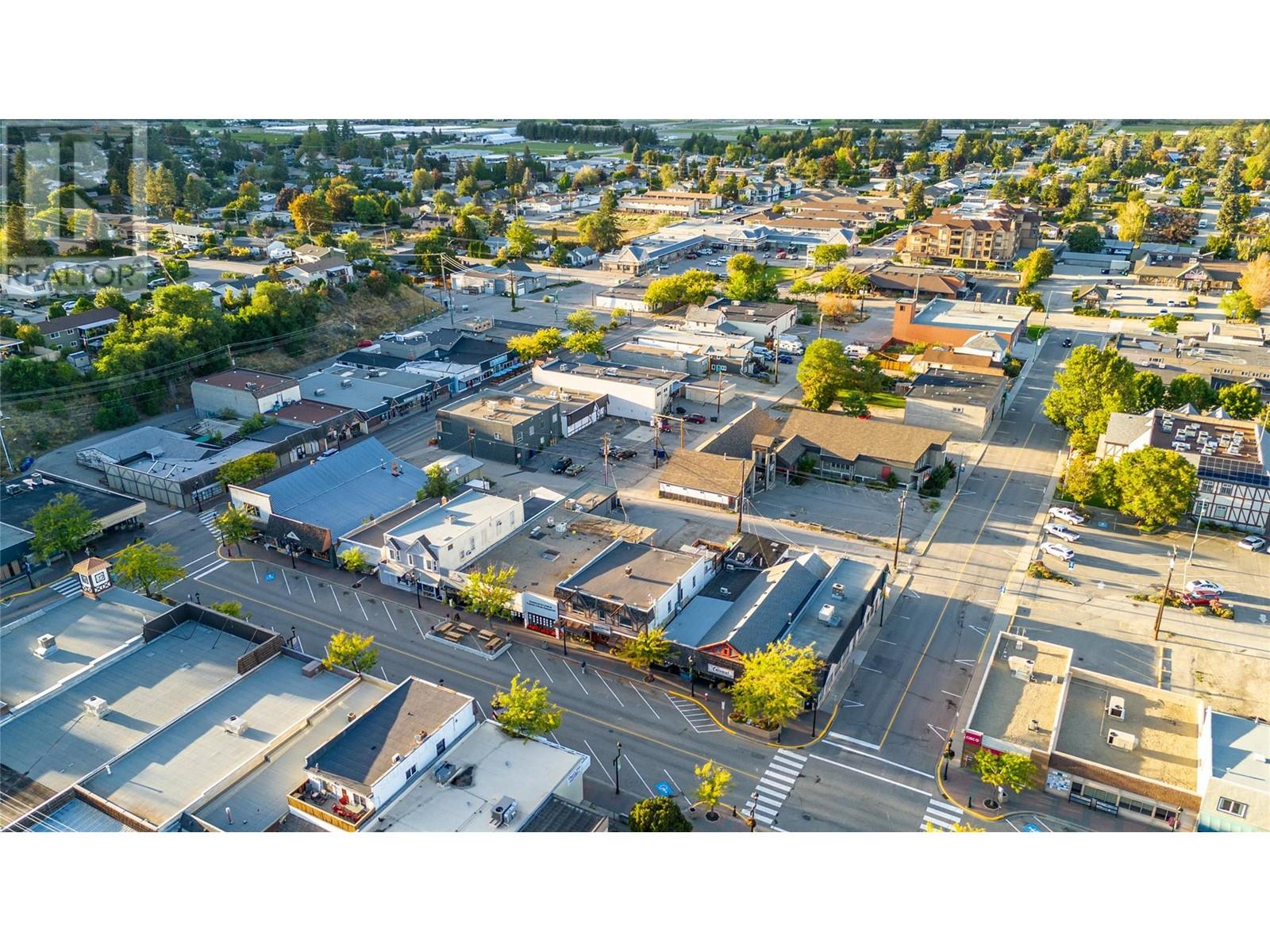10110 Main Street, Summerland, British Columbia  V0H 1Z0 - Photo 39 - 10338354