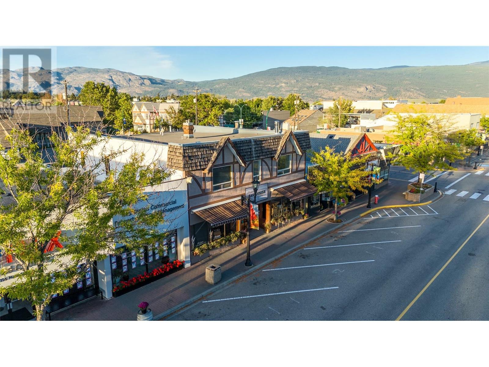 10110 Main Street, Summerland, British Columbia  V0H 1Z0 - Photo 40 - 10338354