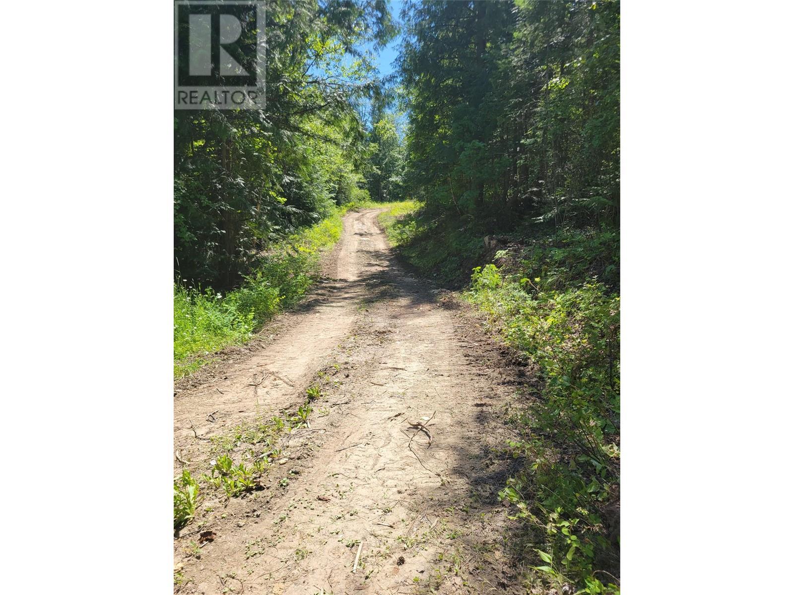 941 Chase Falkland Road, Chase, British Columbia  V0E 1M1 - Photo 7 - 10338272