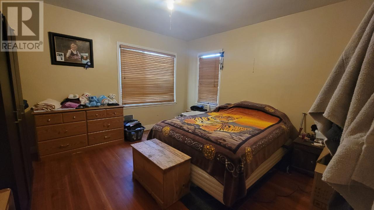 6363 Kootenay Street, Oliver, British Columbia  V0H 1T0 - Photo 6 - 10338365