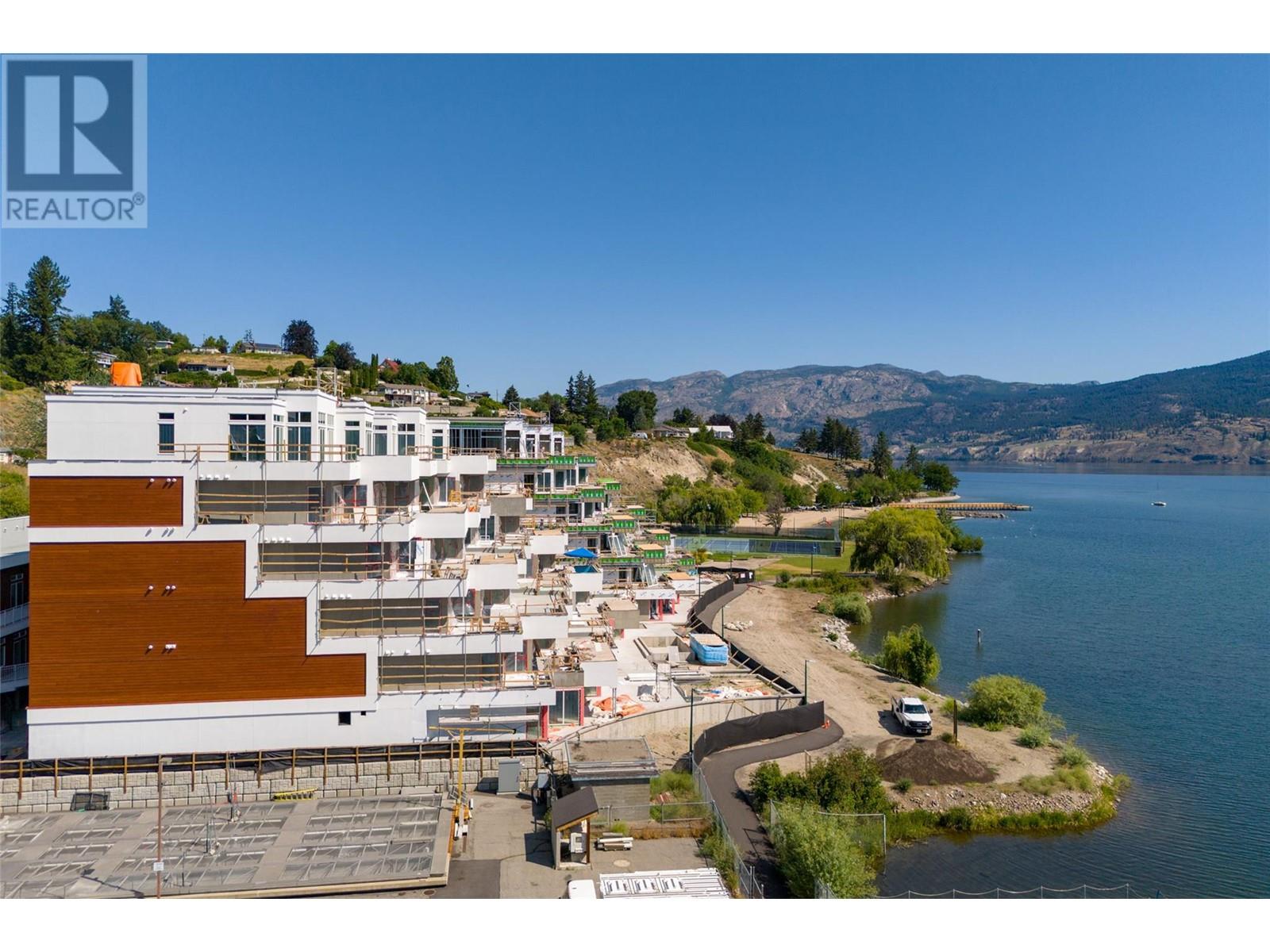 13415 Lakeshore Drive S Unit# Ph2 (602), Summerland, British Columbia  V0H 1Z1 - Photo 4 - 10338333