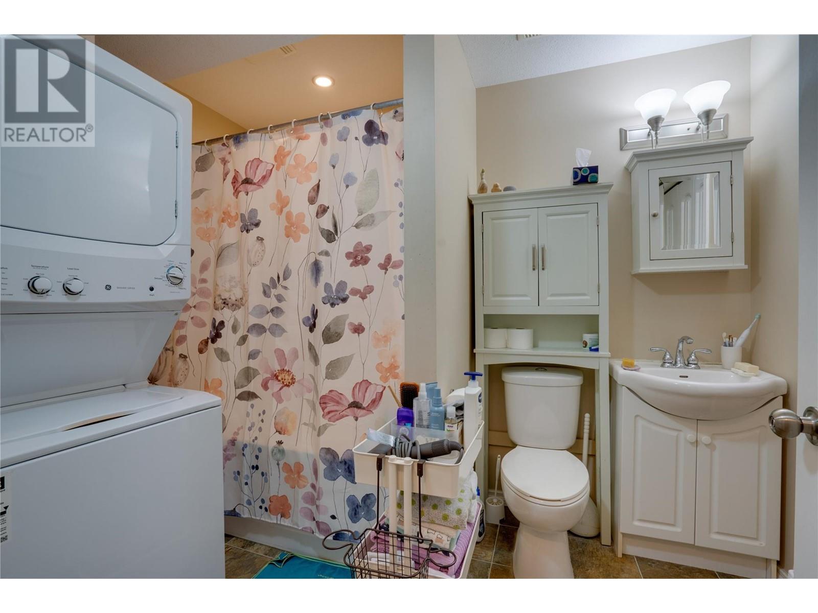 3411 18 Avenue Unit# A&b, Vernon, British Columbia  V1T 1E2 - Photo 18 - 10338028