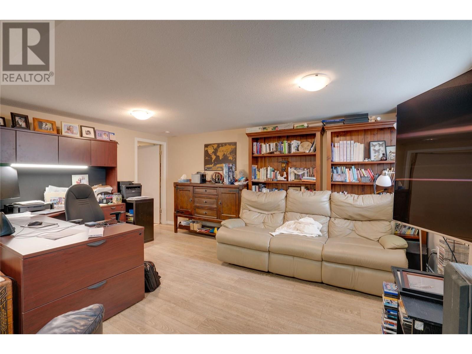 3411 18 Avenue Unit# A&b, Vernon, British Columbia  V1T 1E2 - Photo 27 - 10338028