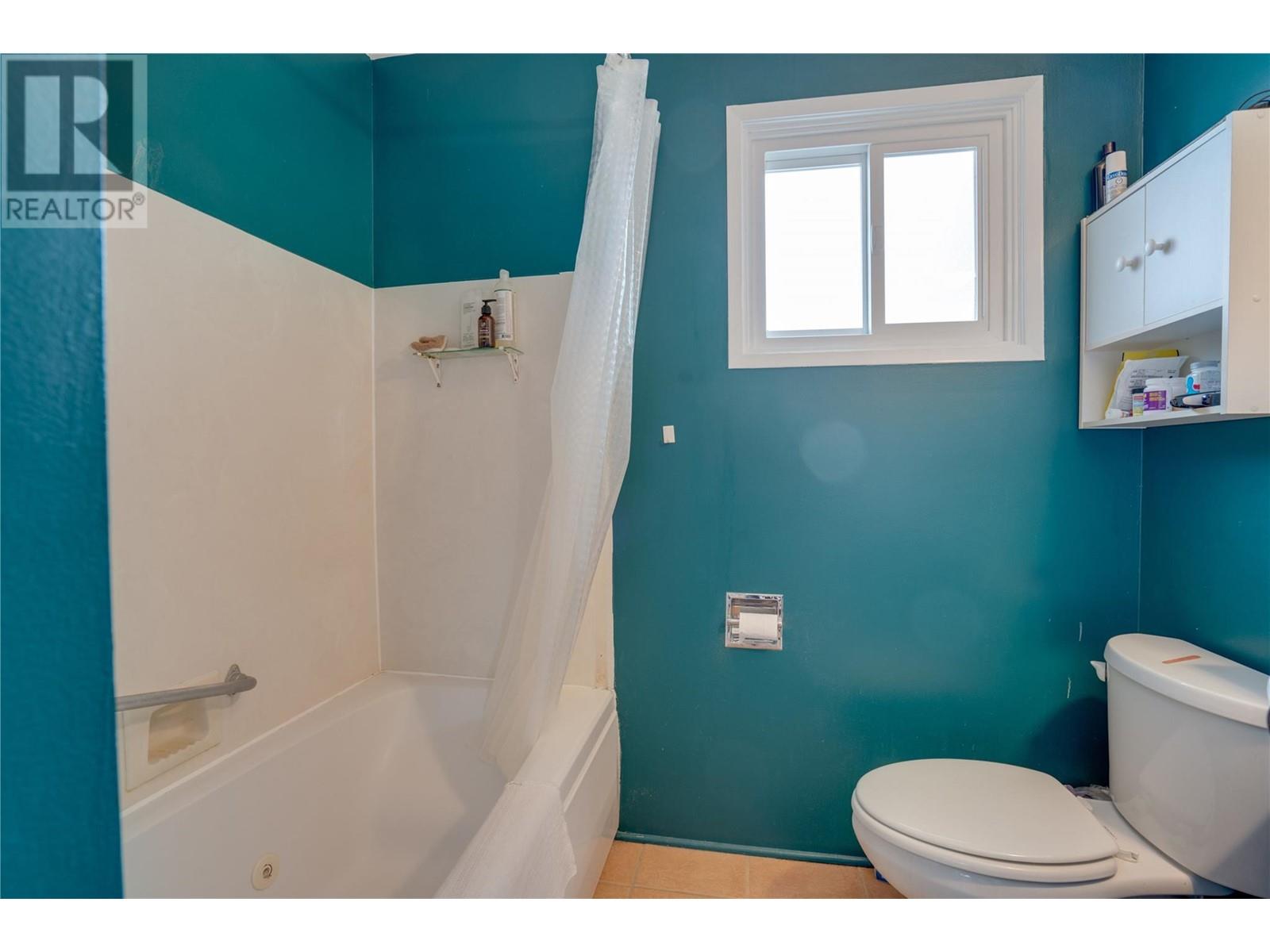 3411 18 Avenue Unit# A&b, Vernon, British Columbia  V1T 1E2 - Photo 48 - 10338028