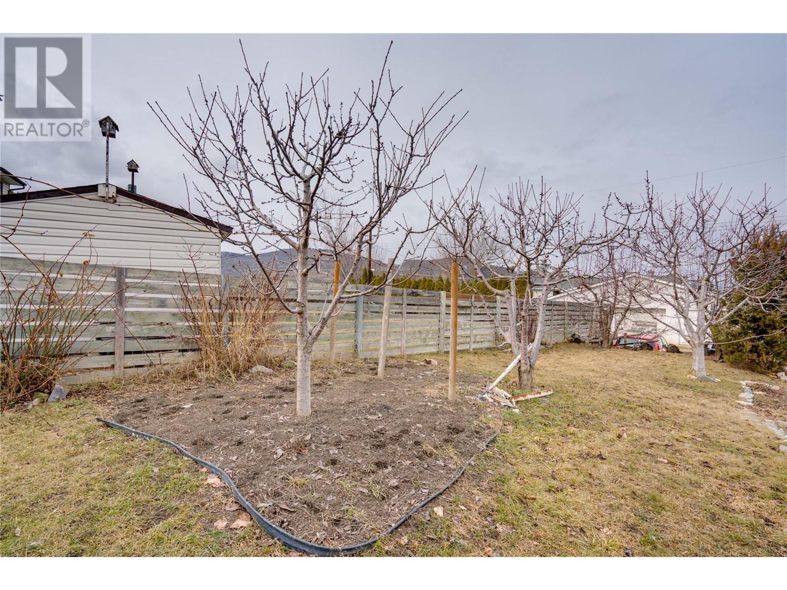 3411 18 Avenue Unit# A&b, Vernon, British Columbia  V1T 1E2 - Photo 61 - 10338028