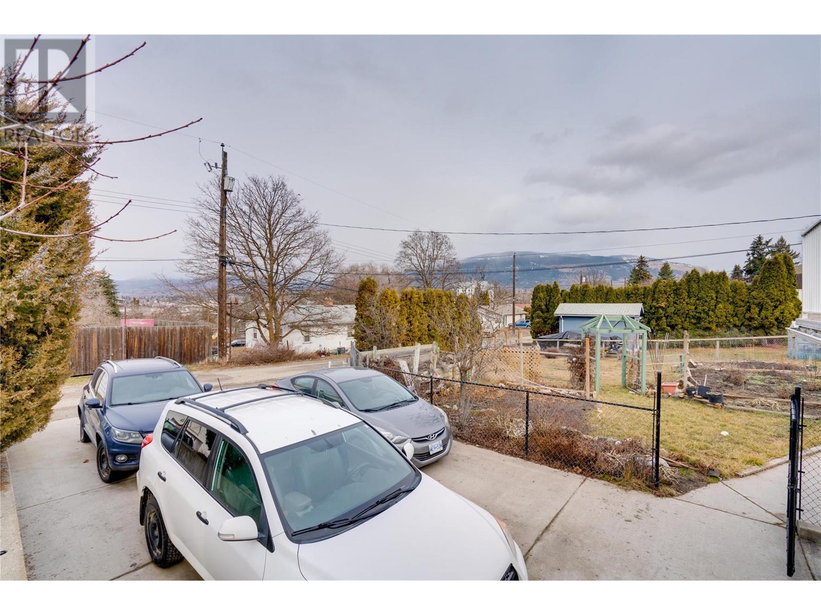 3411 18 Avenue Unit# A&b, Vernon, British Columbia  V1T 1E2 - Photo 62 - 10338028