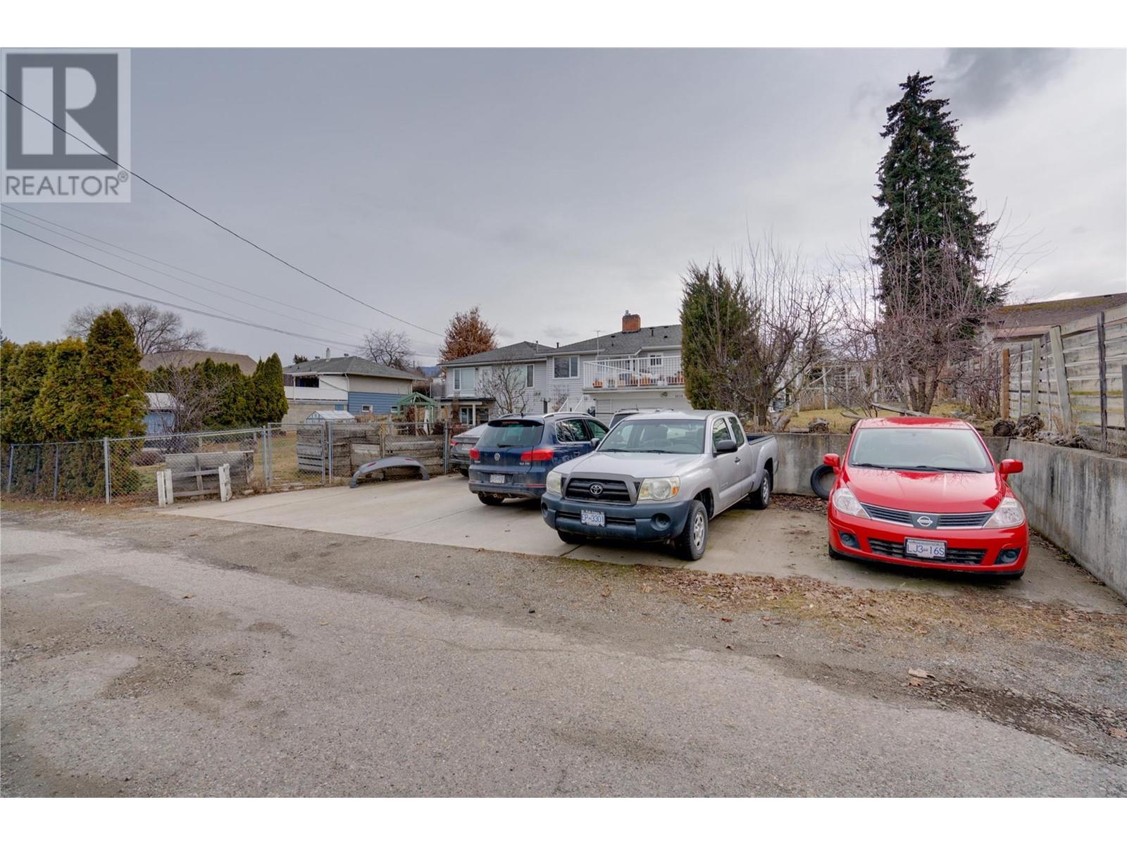 3411 18 Avenue Unit# A&b, Vernon, British Columbia  V1T 1E2 - Photo 65 - 10338028