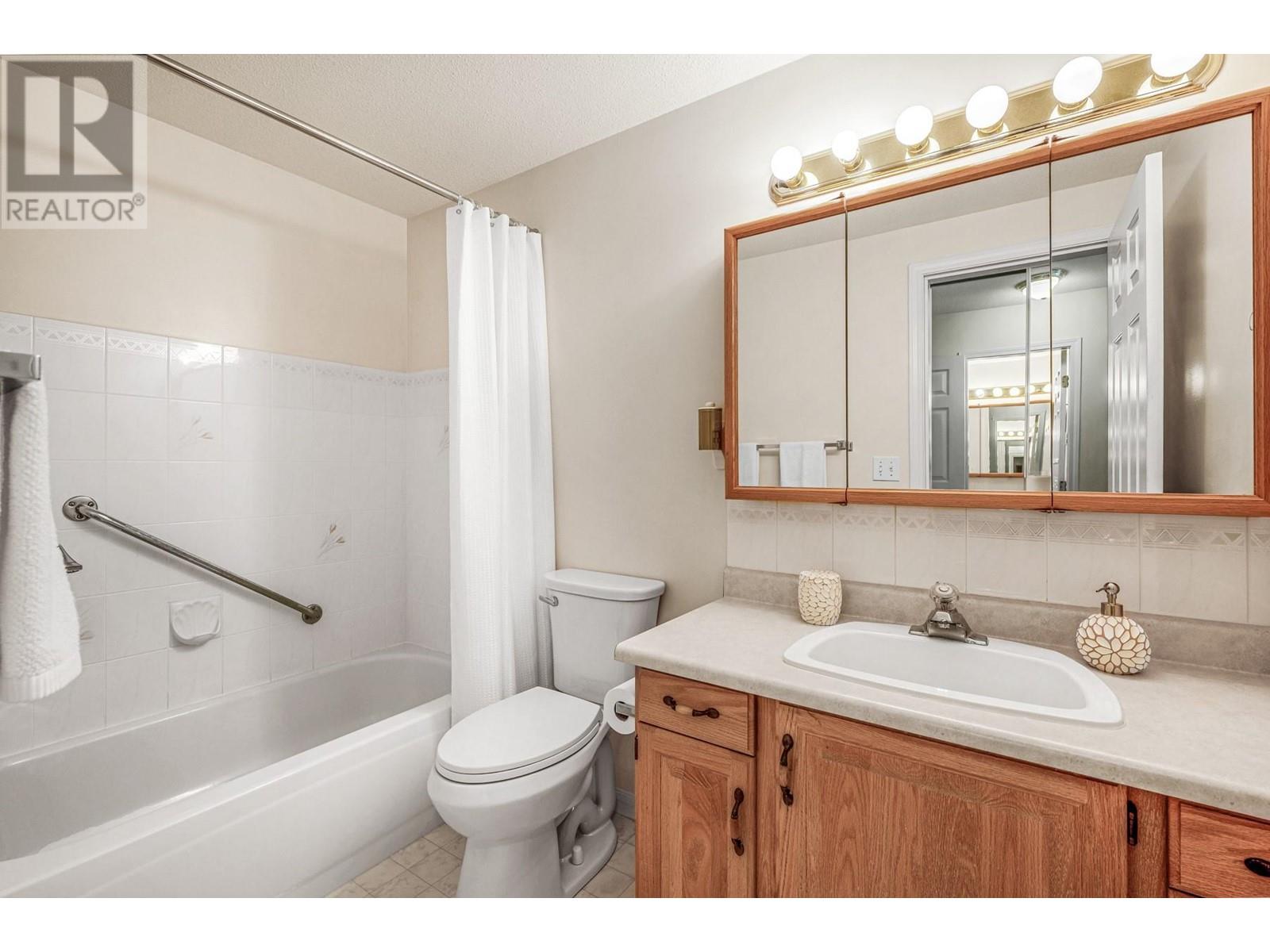 1055 Lawrence Avenue Unit# 102, Kelowna, British Columbia  V1Y 6M3 - Photo 21 - 10338277