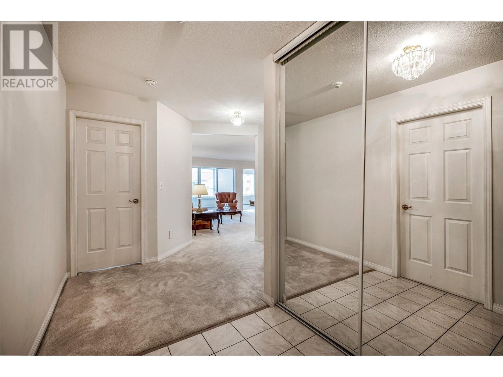 1055 Lawrence Avenue Unit# 102, Kelowna, British Columbia  V1Y 6M3 - Photo 30 - 10338277