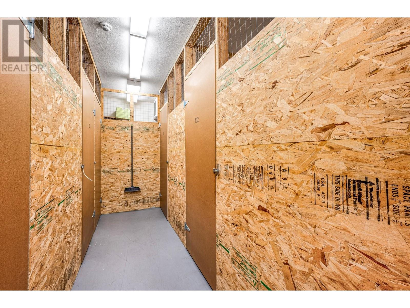 1055 Lawrence Avenue Unit# 102, Kelowna, British Columbia  V1Y 6M3 - Photo 33 - 10338277