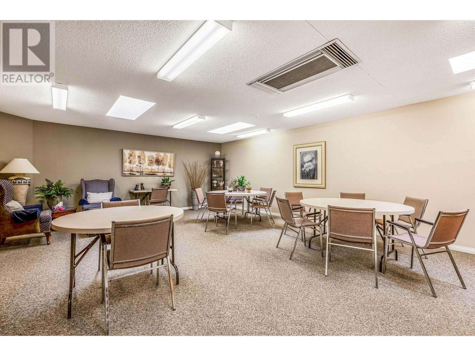 1055 Lawrence Avenue Unit# 102, Kelowna, British Columbia  V1Y 6M3 - Photo 35 - 10338277