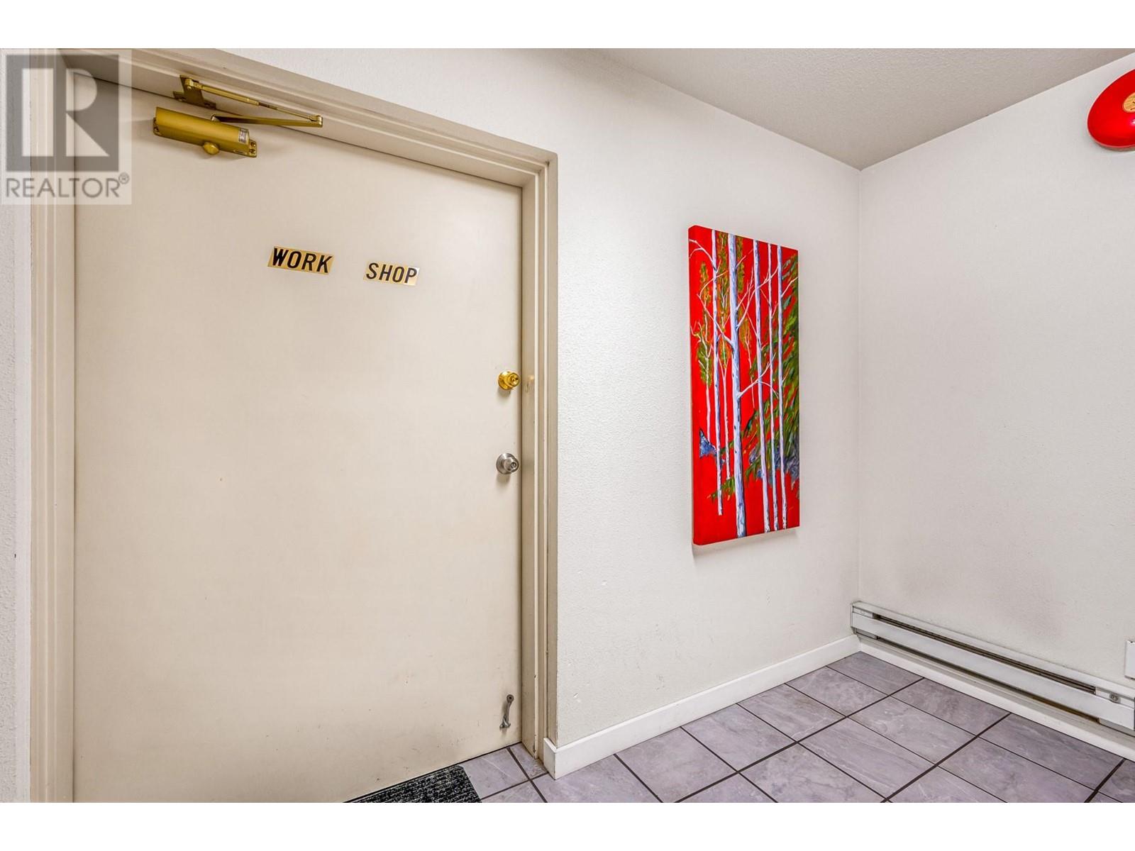 1055 Lawrence Avenue Unit# 102, Kelowna, British Columbia  V1Y 6M3 - Photo 40 - 10338277