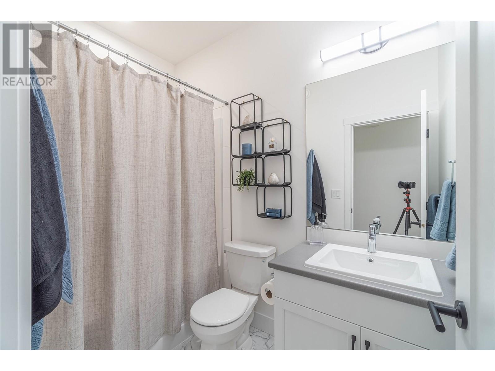 200 Grand Boulevard Unit# 132, Kamloops, British Columbia  V2C 0H3 - Photo 15 - 10335159