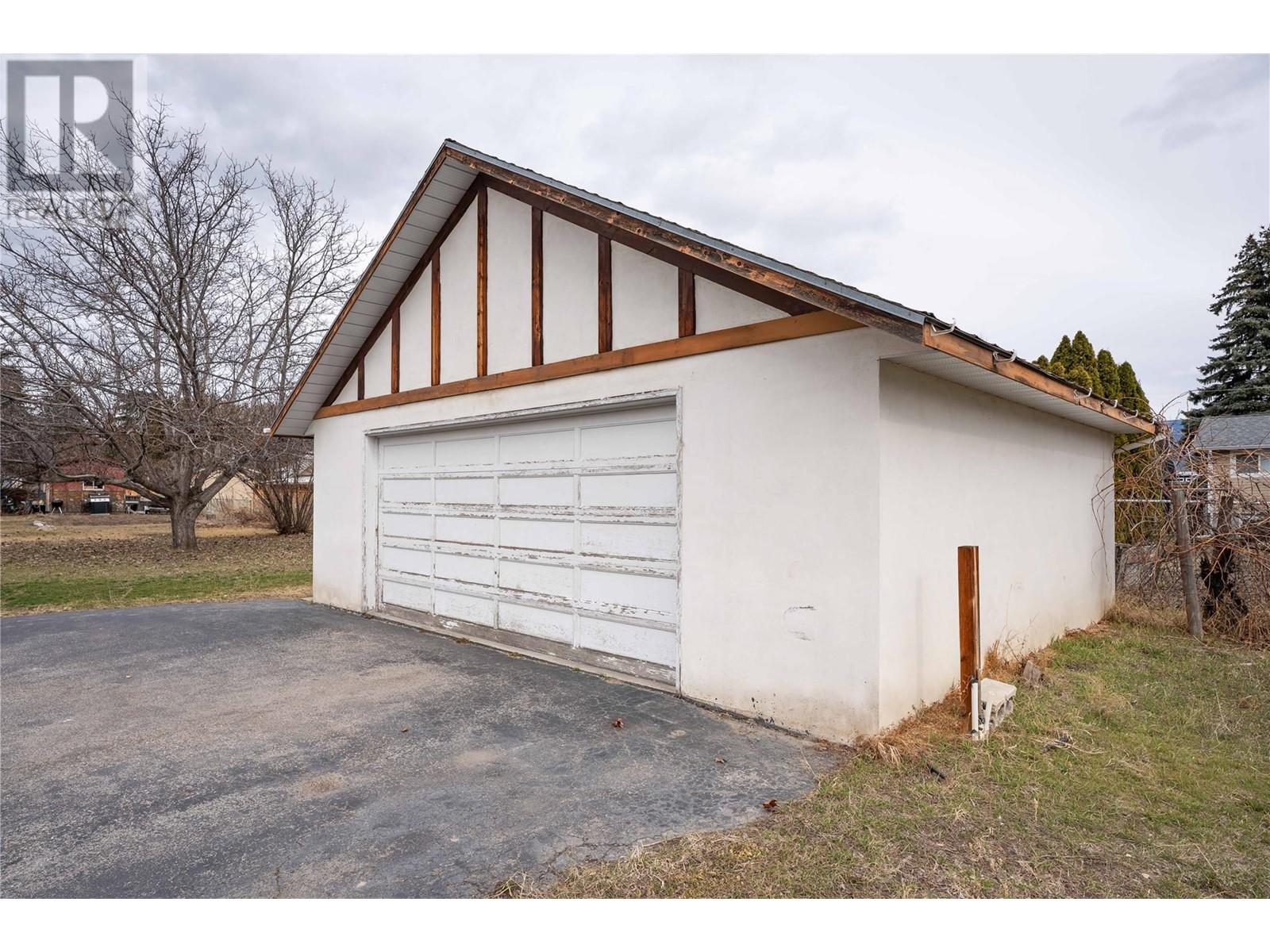 14207 Victoria Road N, Summerland, British Columbia  V0H 1Z0 - Photo 24 - 10338185