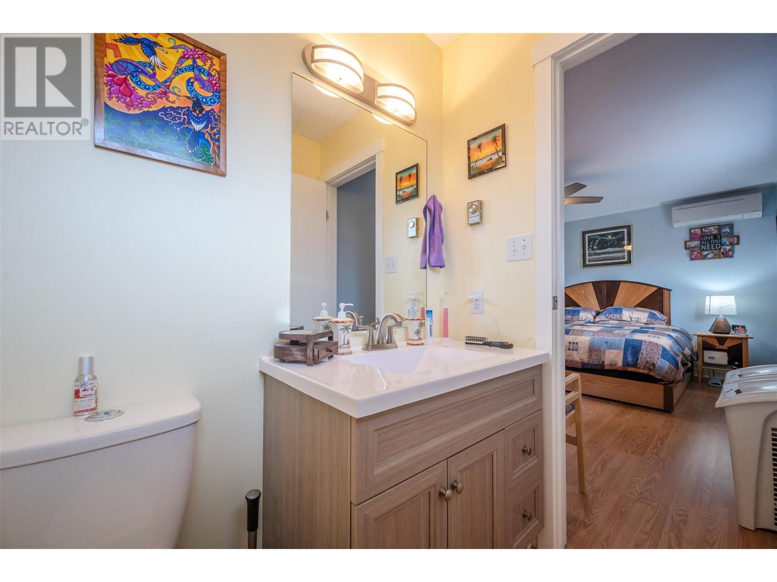 2052 Atkinson Street, Penticton, British Columbia  V2A 8H5 - Photo 20 - 10338531