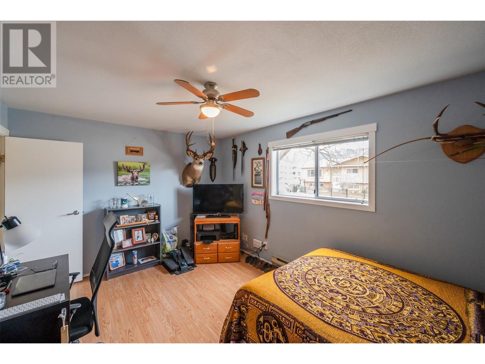 2052 Atkinson Street, Penticton, British Columbia  V2A 8H5 - Photo 23 - 10338531