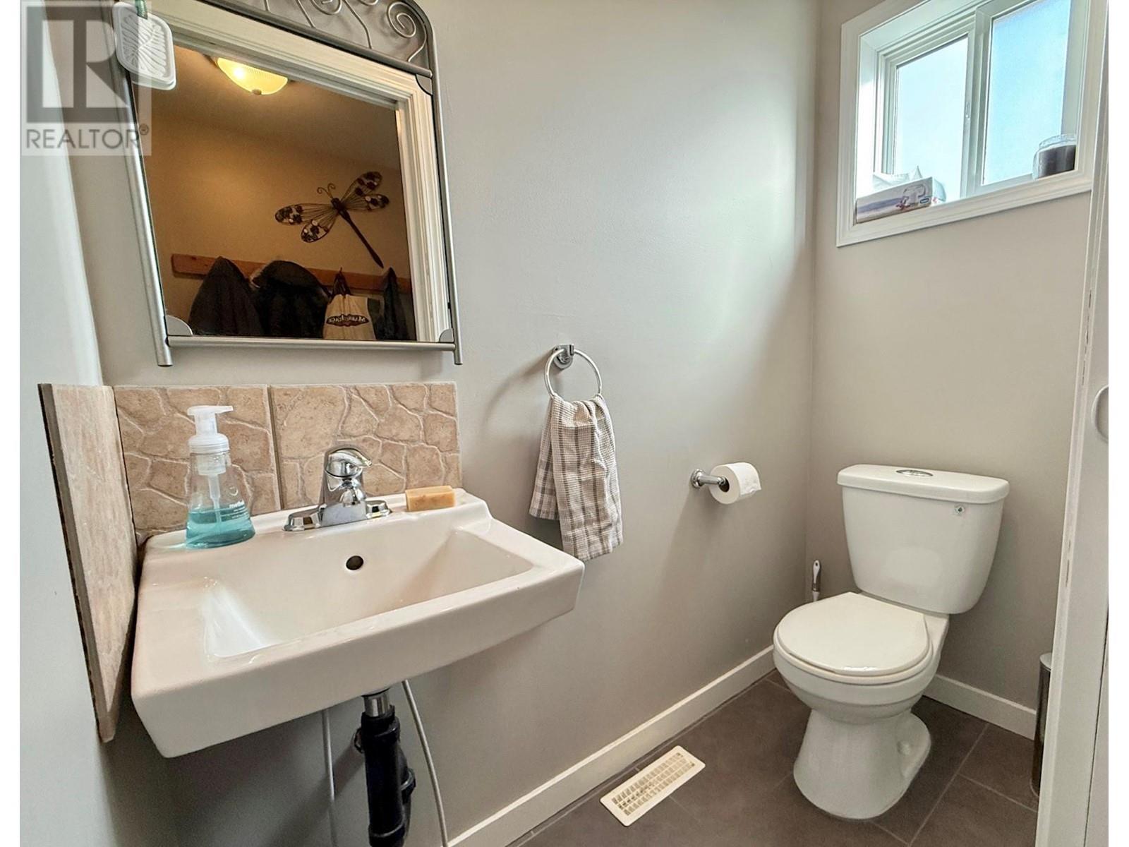 123 Bear End Road, Penticton, British Columbia  V2A 8V6 - Photo 17 - 10338334