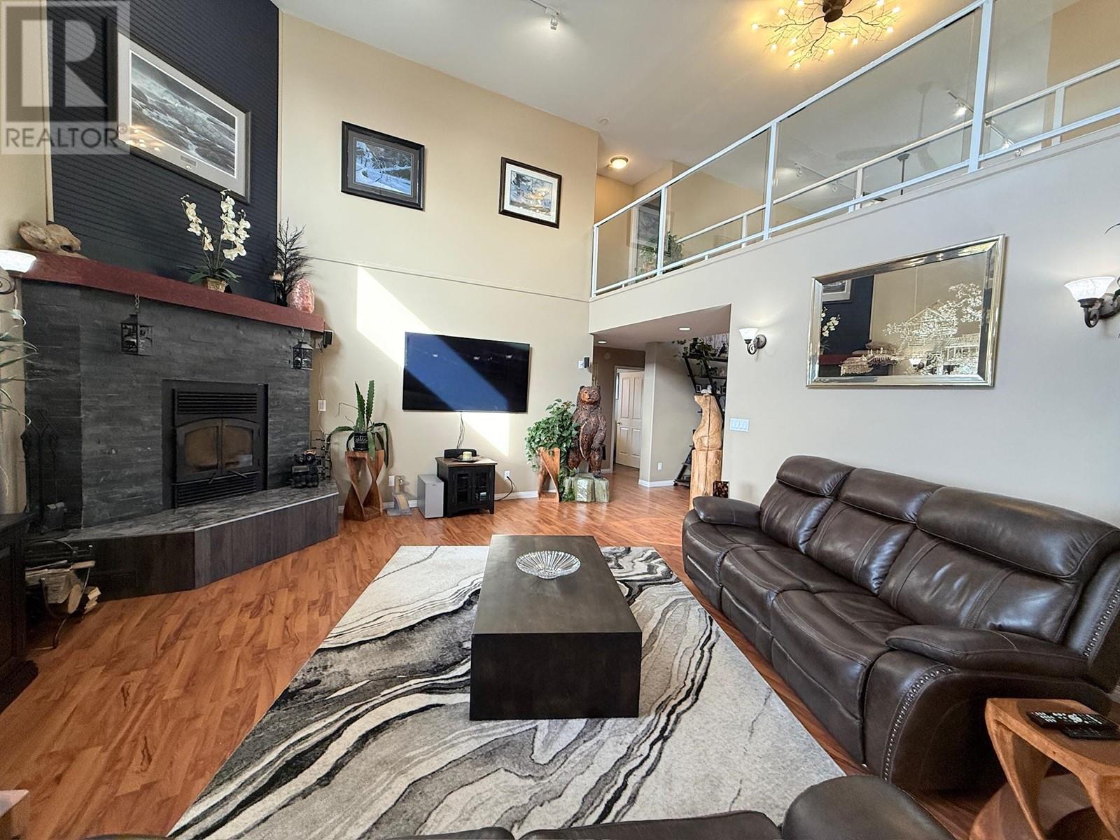123 Bear End Road, Penticton, British Columbia  V2A 8V6 - Photo 8 - 10338334