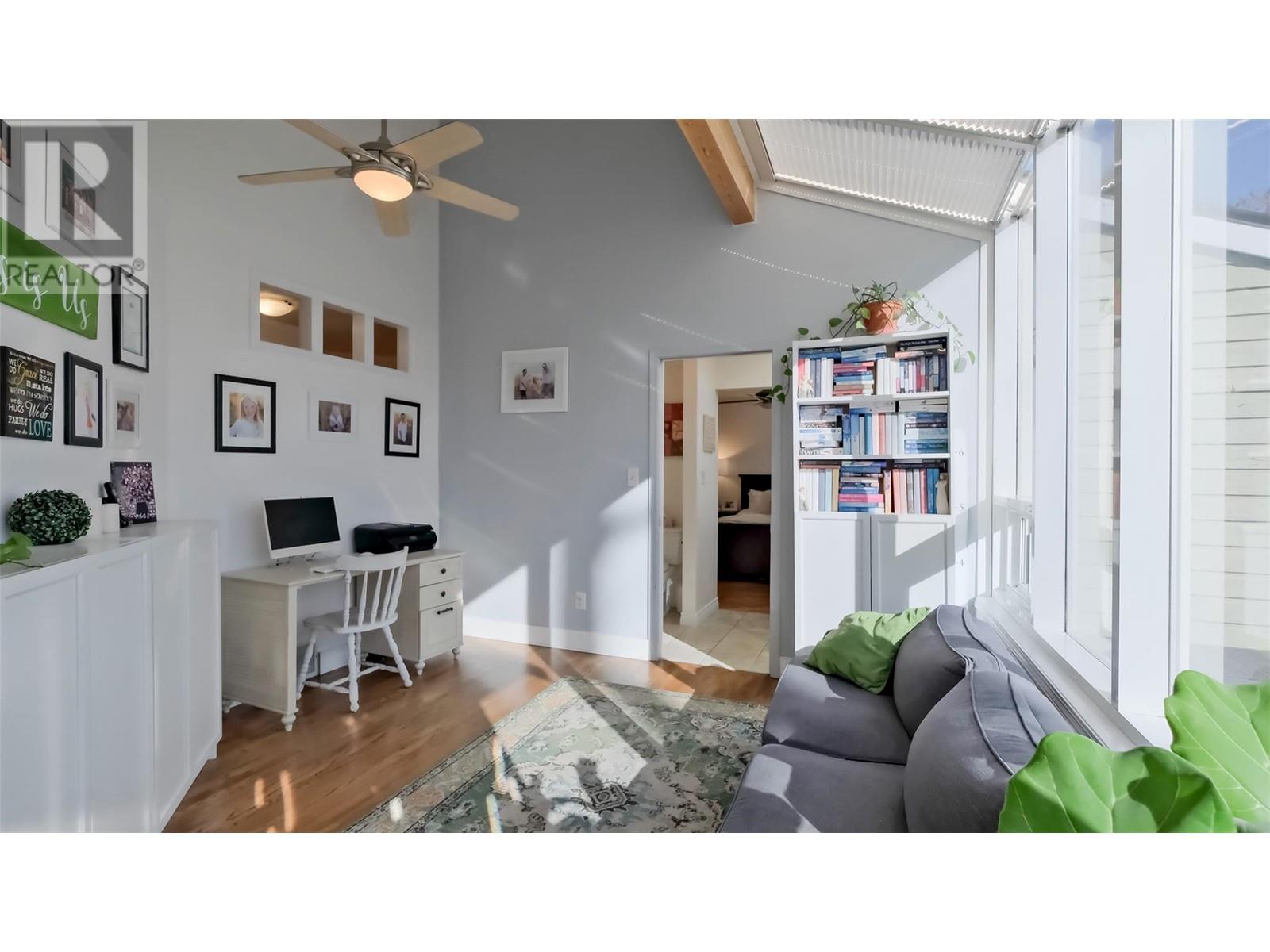 921 Westminster Avenue E, Penticton, British Columbia  V2A 1J6 - Photo 10 - 10337526