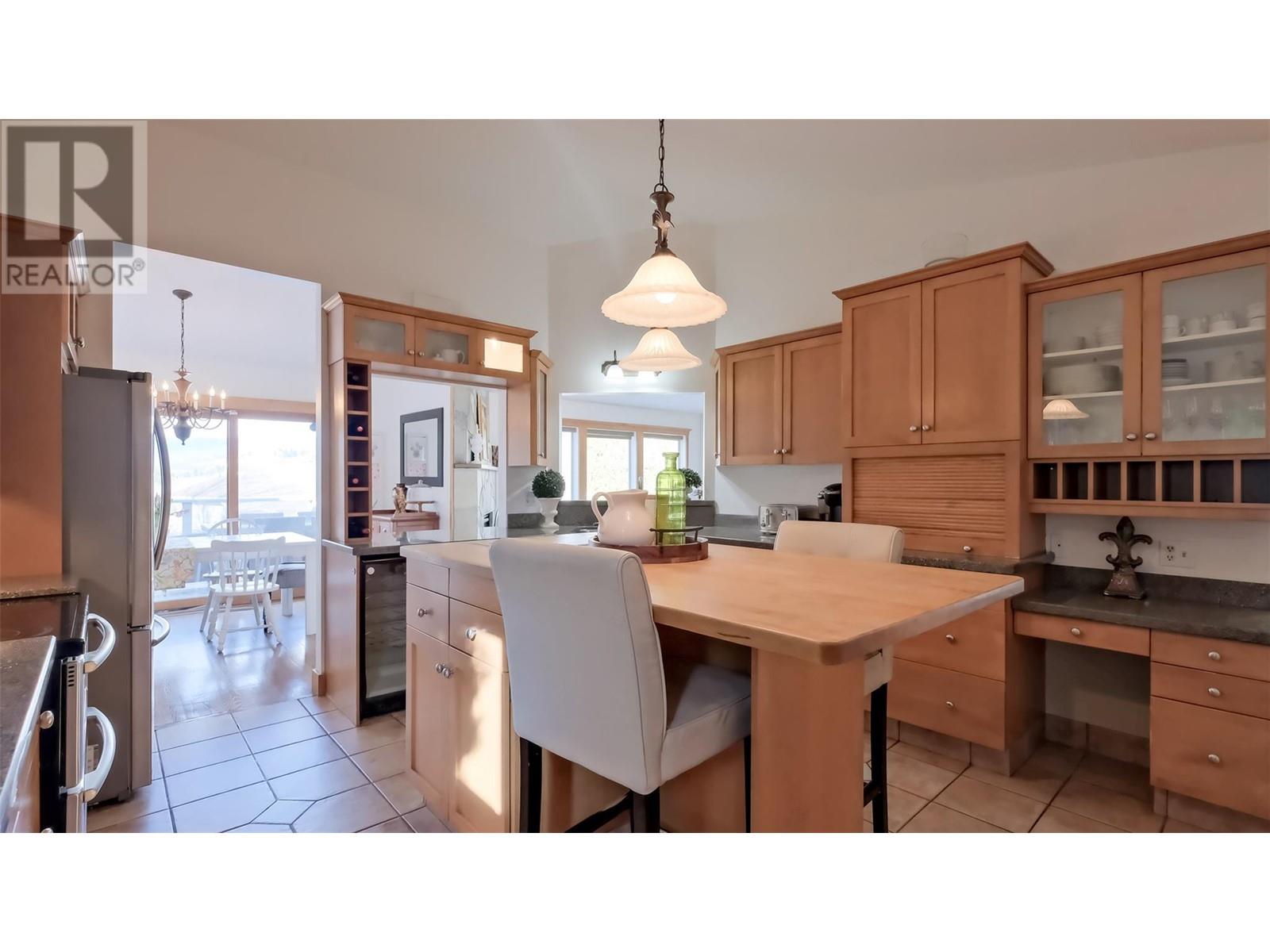921 Westminster Avenue E, Penticton, British Columbia  V2A 1J6 - Photo 26 - 10337526