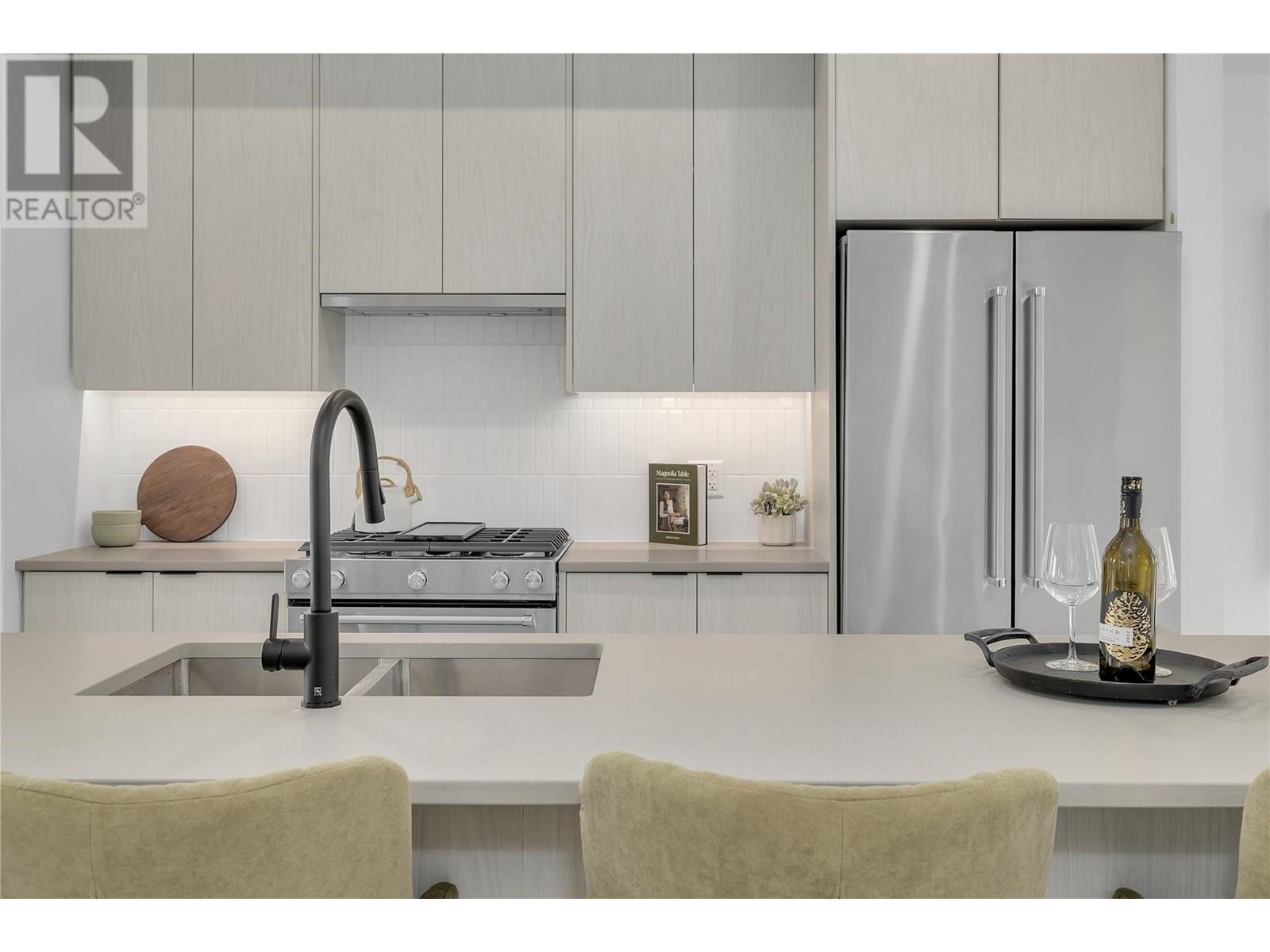 1455 Cara Glen Court Unit# 130, Kelowna, British Columbia  V1V 3B8 - Photo 6 - 10338599