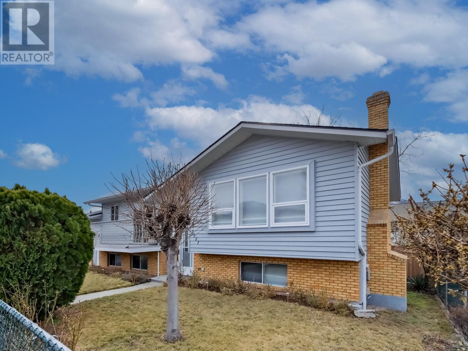 2351 Mcgraw Street, Penticton, British Columbia  V2A 7W9 - Photo 1 - 10338724