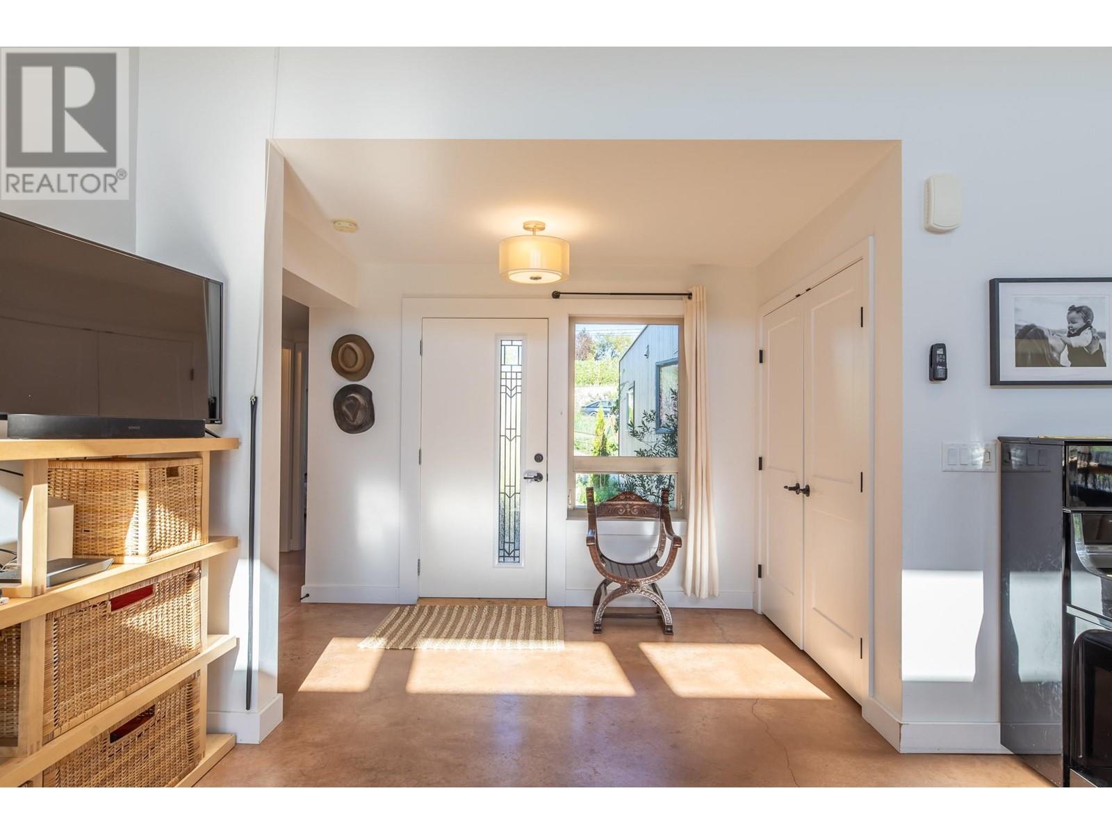 5824 Lewes Avenue, Summerland, British Columbia  V0H 1Z2 - Photo 4 - 10338644