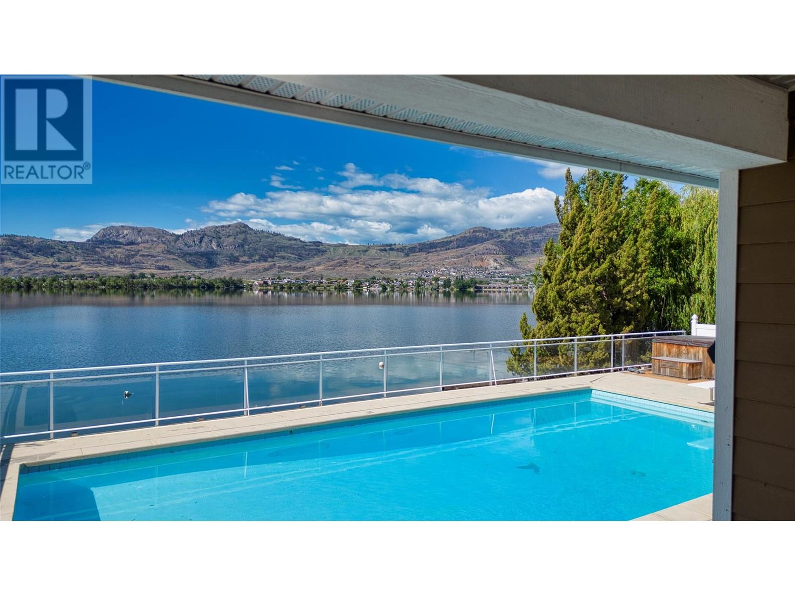73 Harbour Key Drive, Osoyoos, British Columbia  V0H 1V3 - Photo 2 - 10338422