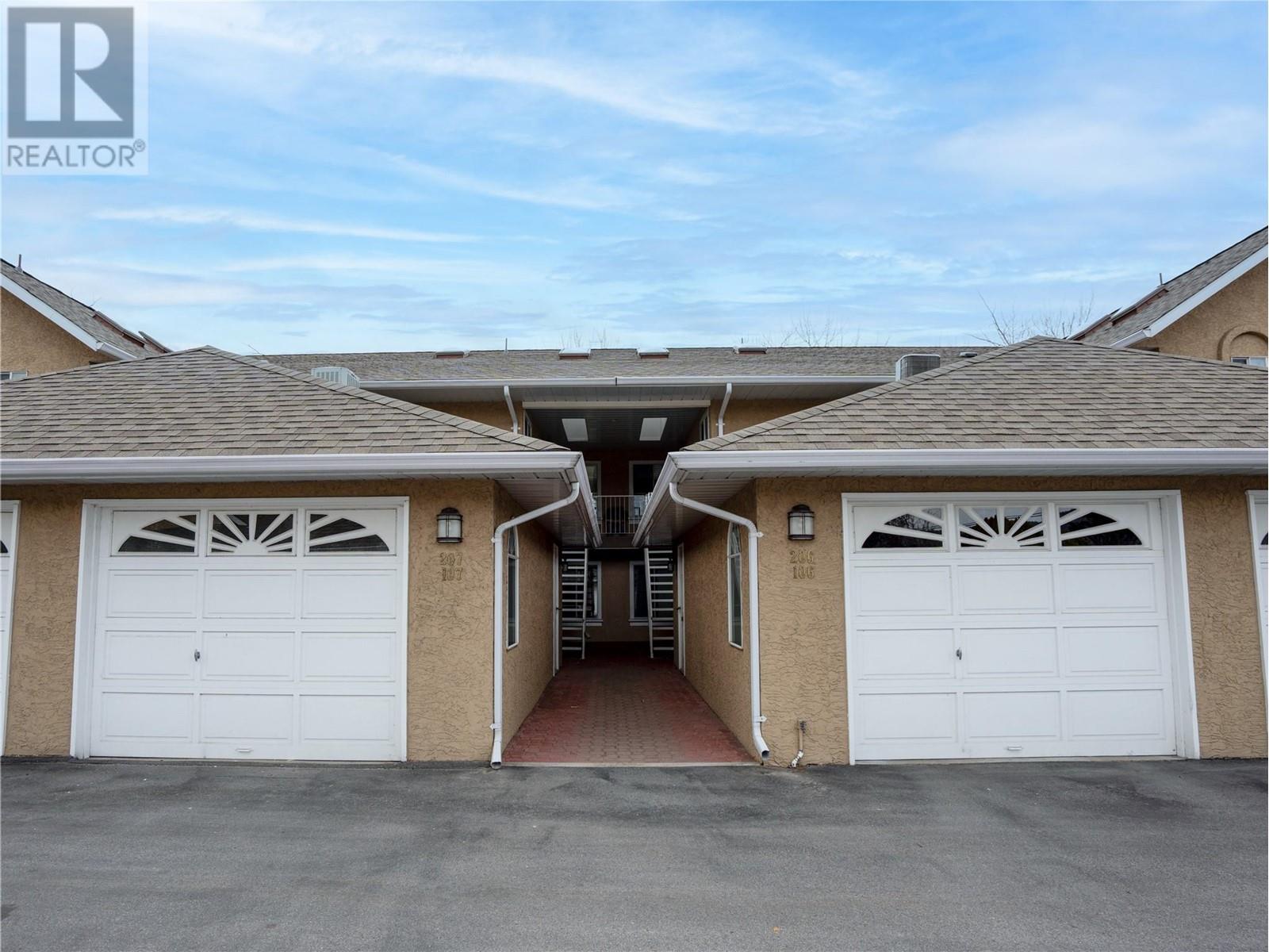 320 Brandon Avenue Unit# 207, Penticton, British Columbia  V2A 3S8 - Photo 1 - 10338539