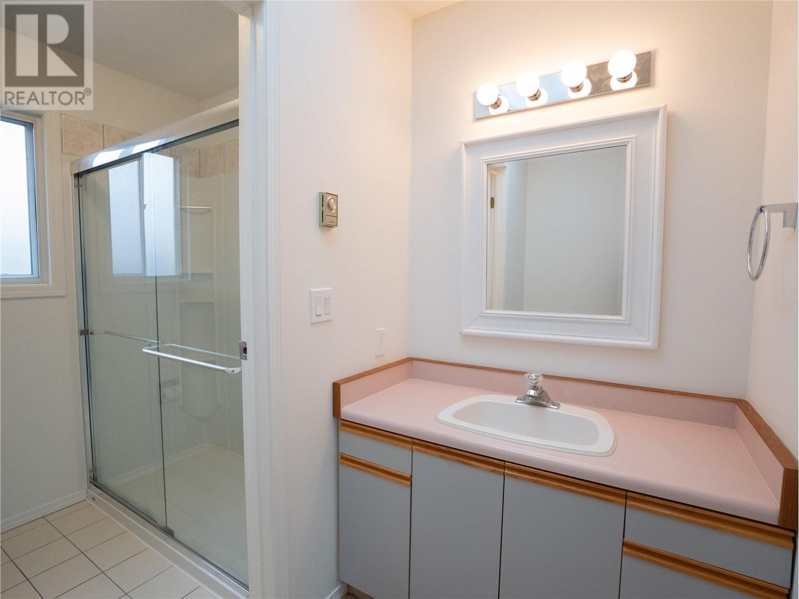 320 Brandon Avenue Unit# 207, Penticton, British Columbia  V2A 3S8 - Photo 10 - 10338539