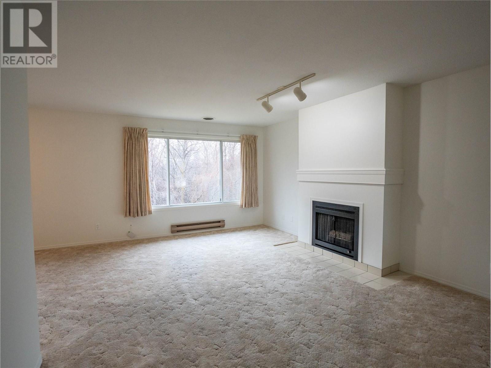 320 Brandon Avenue Unit# 207, Penticton, British Columbia  V2A 3S8 - Photo 3 - 10338539
