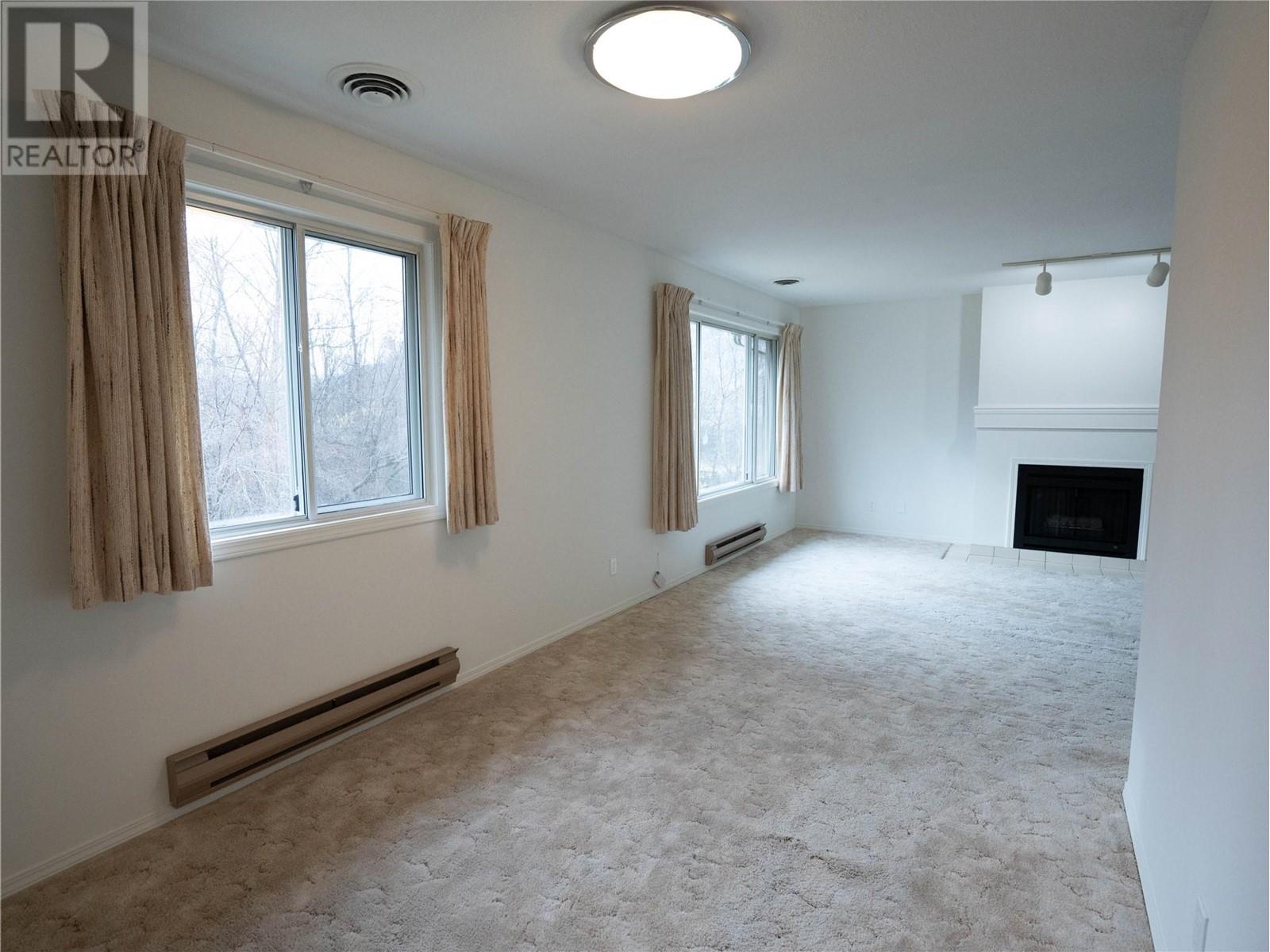 320 Brandon Avenue Unit# 207, Penticton, British Columbia  V2A 3S8 - Photo 4 - 10338539