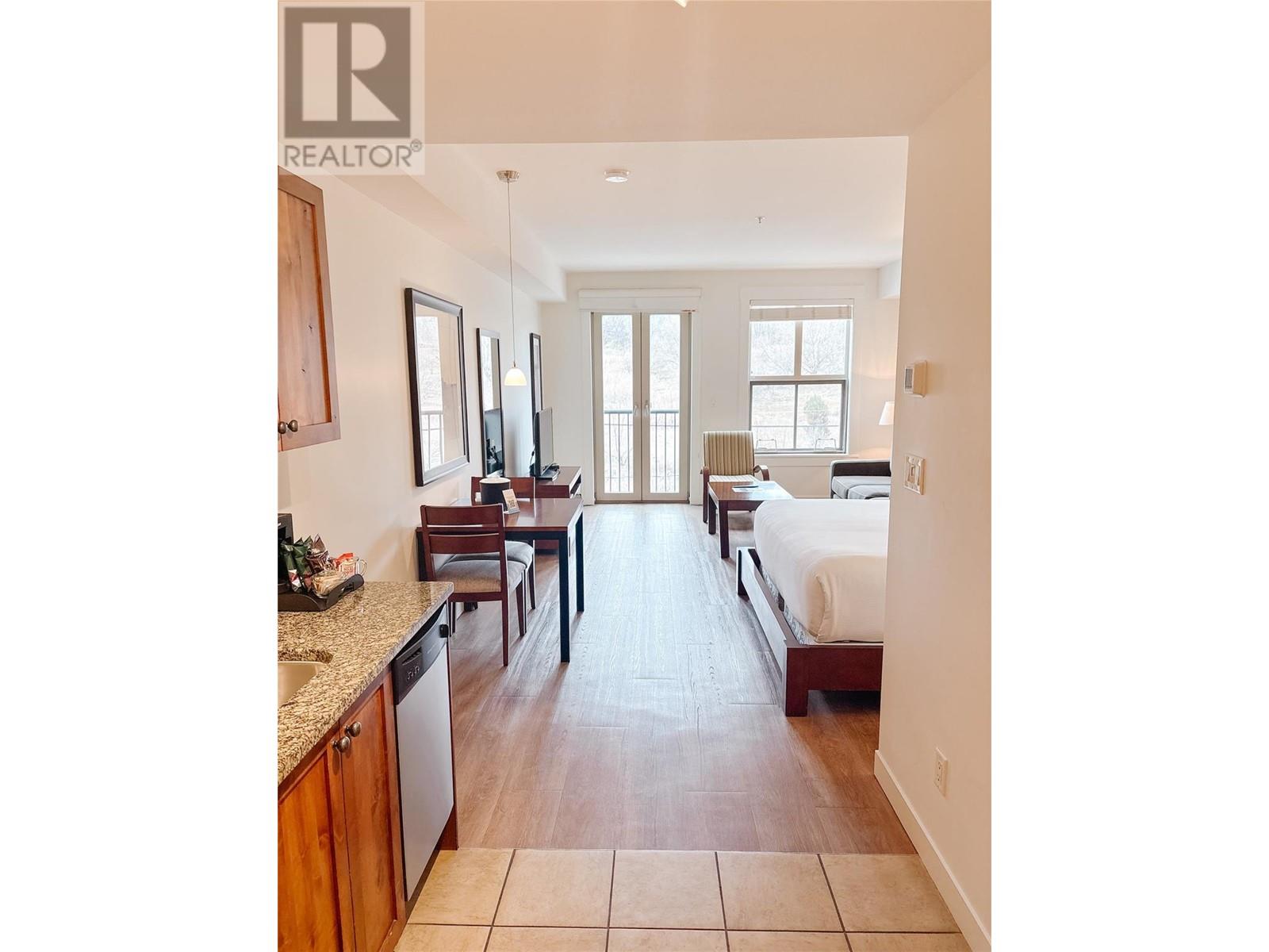 4200 Lakeshore Drive Unit# 238, Osoyoos, British Columbia  V0H 1V6 - Photo 1 - 10338041