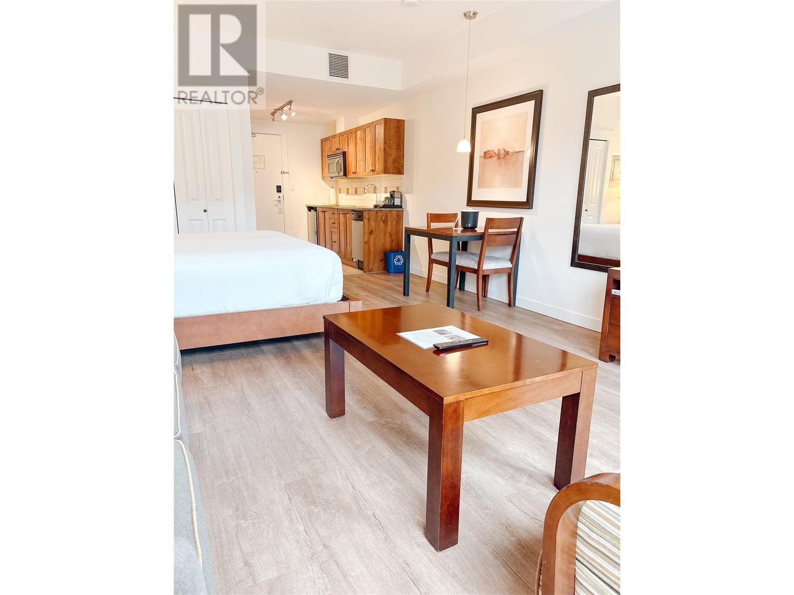4200 Lakeshore Drive Unit# 238, Osoyoos, British Columbia  V0H 1V6 - Photo 3 - 10338041
