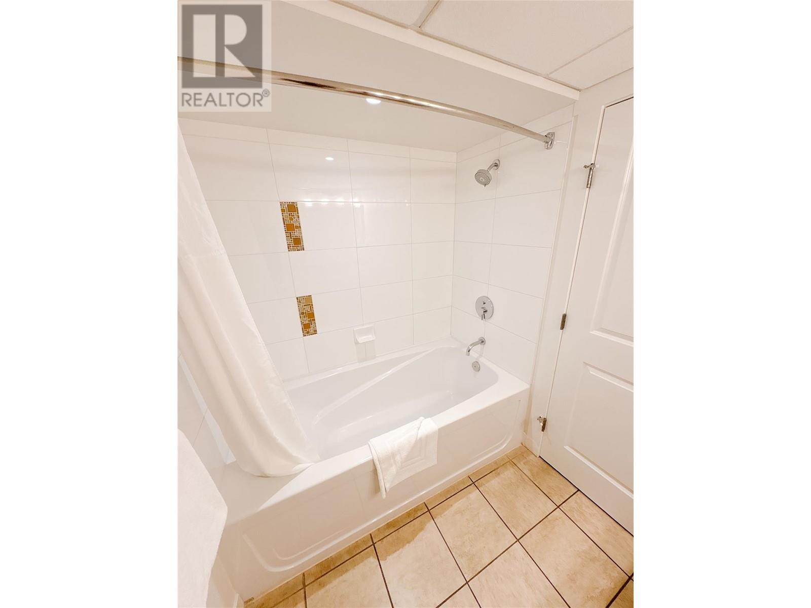 4200 Lakeshore Drive Unit# 238, Osoyoos, British Columbia  V0H 1V6 - Photo 8 - 10338041