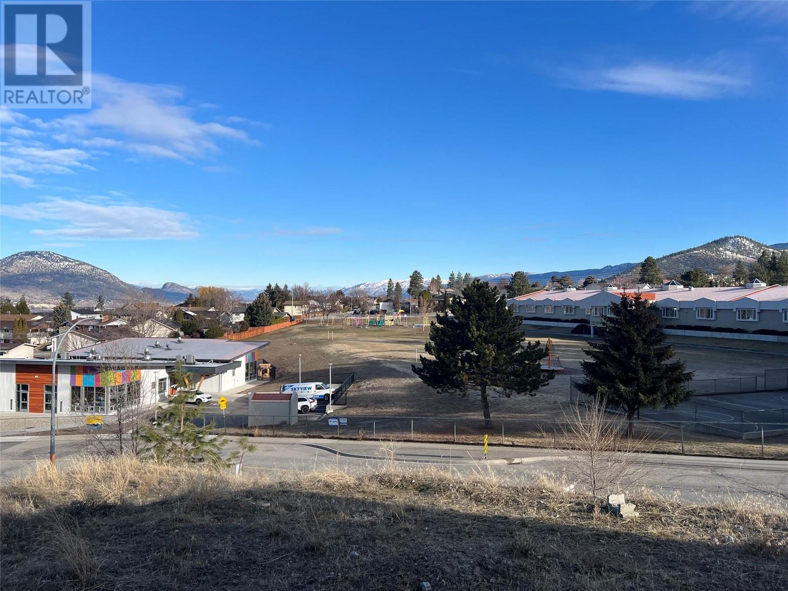604 Balsam Avenue, Penticton, British Columbia  V2A 0B5 - Photo 6 - 10338552