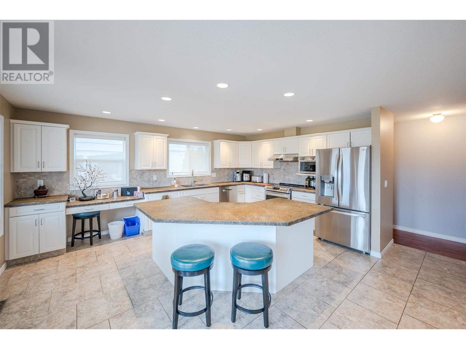 11702 Golf Course Drive, Osoyoos, British Columbia  V0H 1V4 - Photo 24 - 10338634