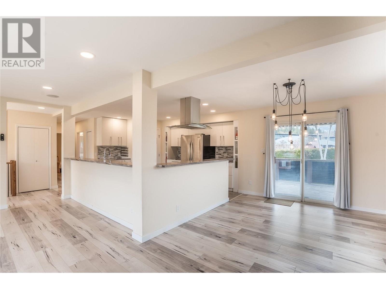 5010 Croil Avenue, Summerland, British Columbia  V0H 1Z9 - Photo 13 - 10338903