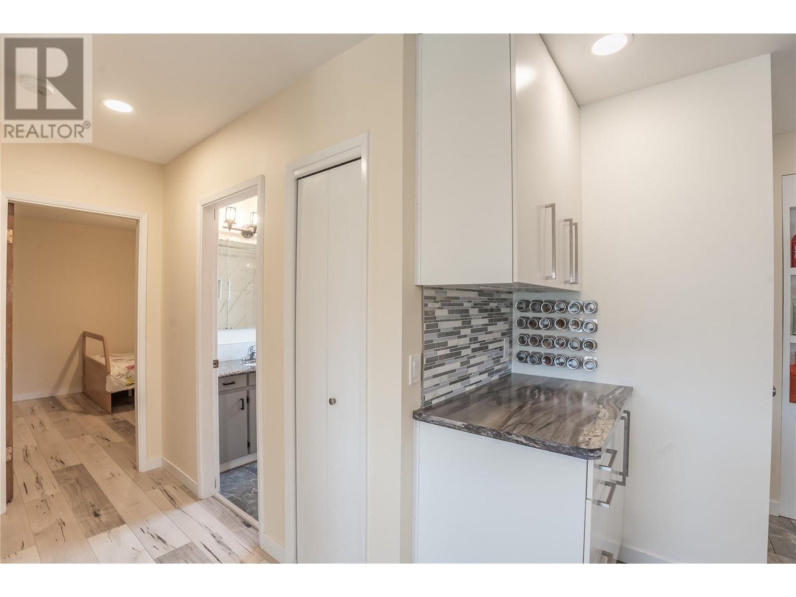 5010 Croil Avenue, Summerland, British Columbia  V0H 1Z9 - Photo 17 - 10338903
