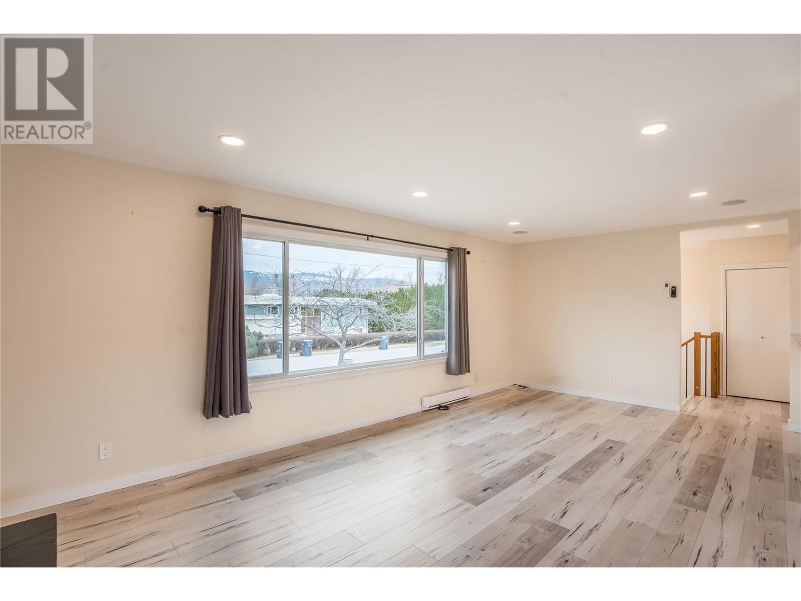 5010 Croil Avenue, Summerland, British Columbia  V0H 1Z9 - Photo 18 - 10338903