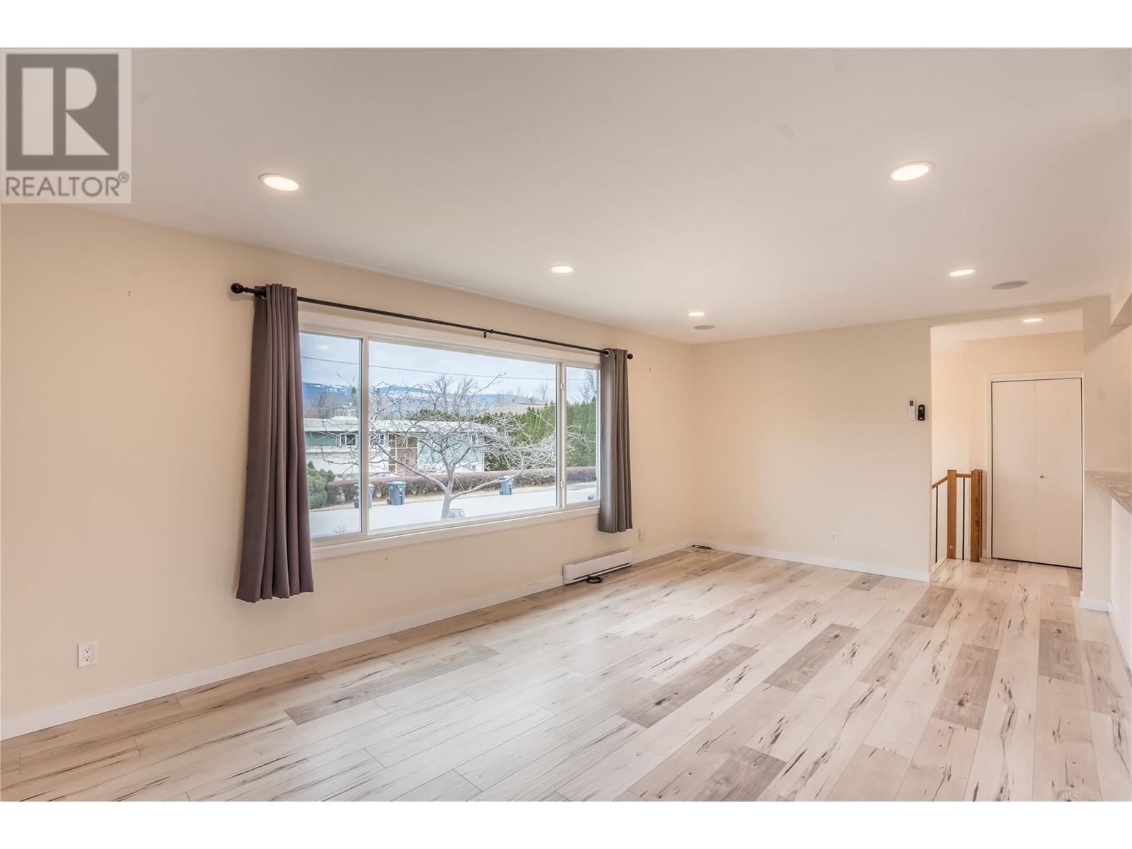 5010 Croil Avenue, Summerland, British Columbia  V0H 1Z9 - Photo 19 - 10338903