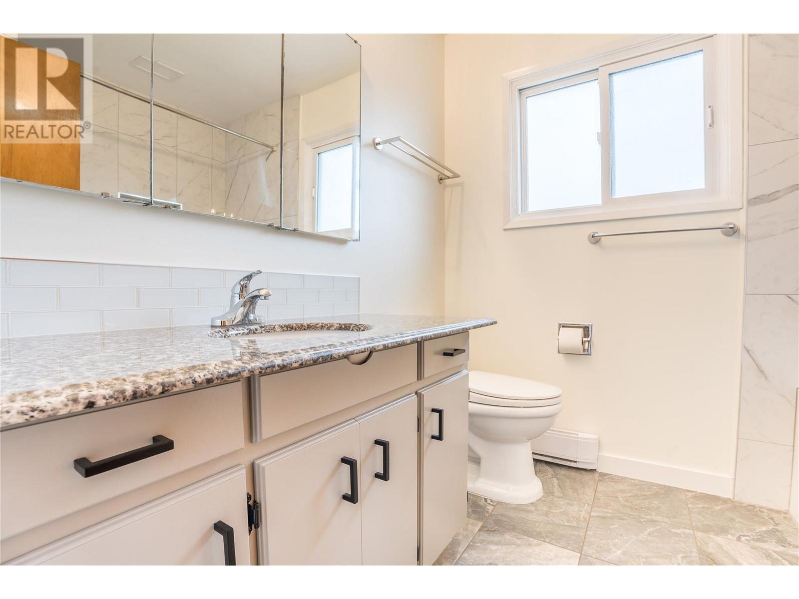 5010 Croil Avenue, Summerland, British Columbia  V0H 1Z9 - Photo 20 - 10338903