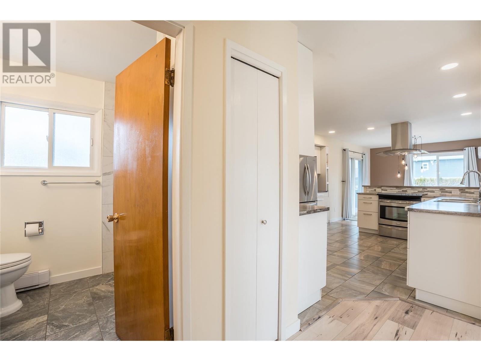 5010 Croil Avenue, Summerland, British Columbia  V0H 1Z9 - Photo 28 - 10338903