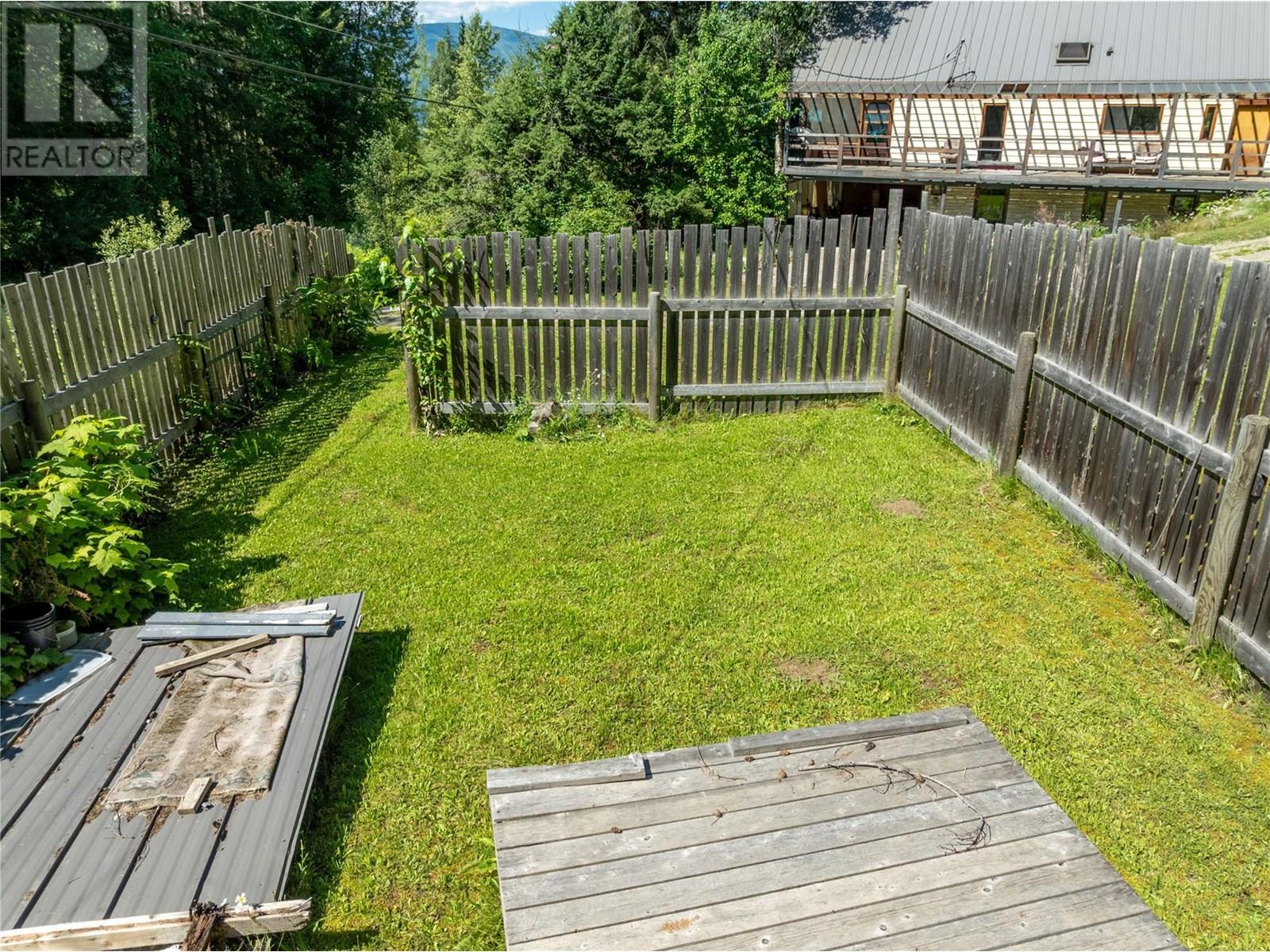 3840 Cameron Road, Eagle Bay, British Columbia  V0E 1T0 - Photo 11 - 10338863