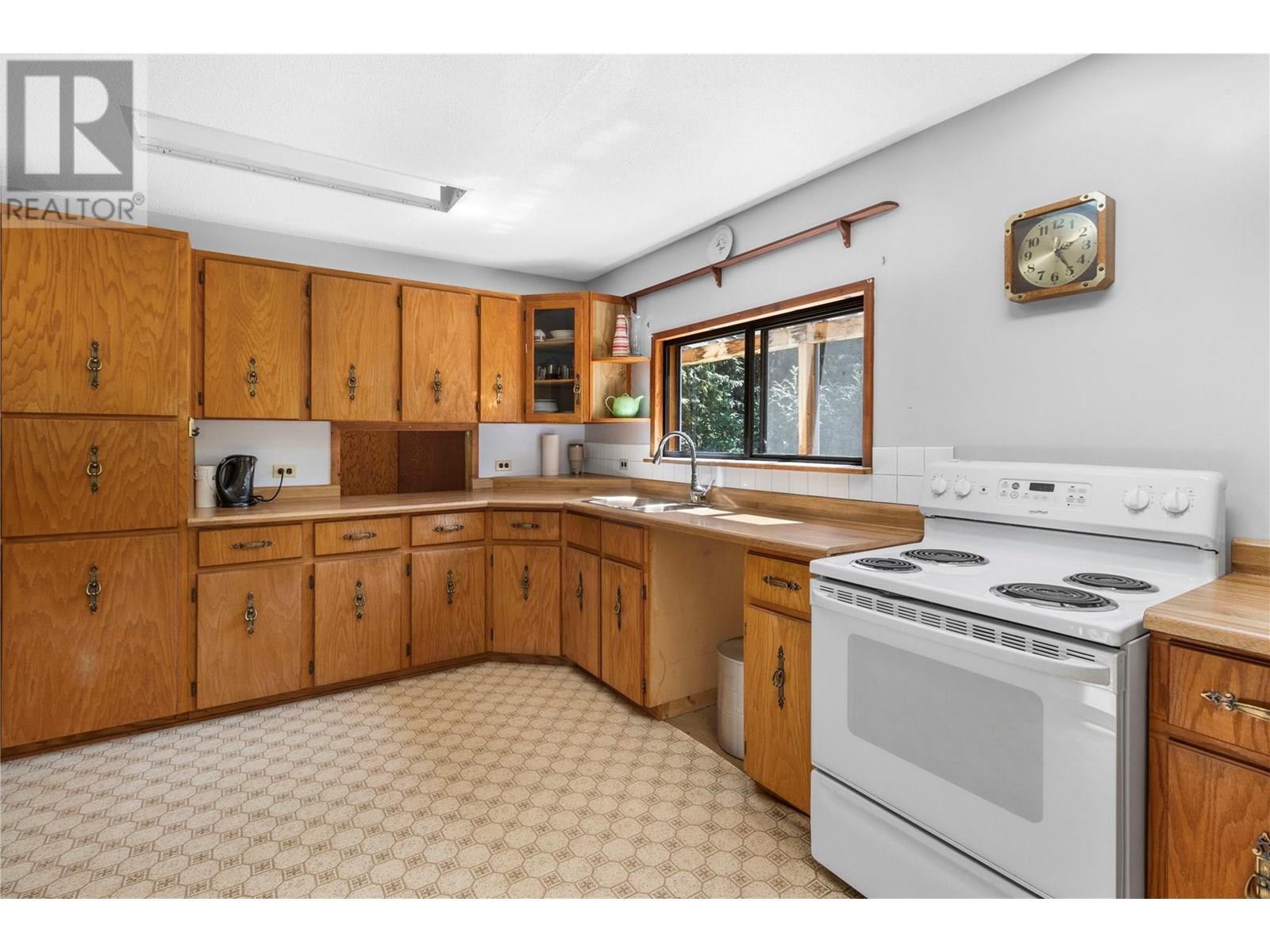 3840 Cameron Road, Eagle Bay, British Columbia  V0E 1T0 - Photo 25 - 10338863