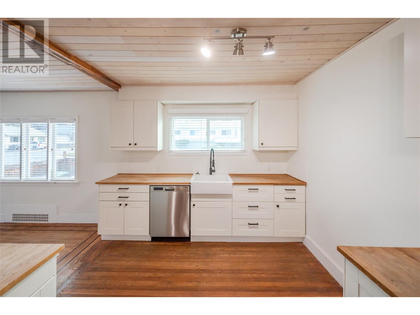 302 Scott Avenue, Penticton, British Columbia  V2A 2J8 - Photo 14 - 10338948