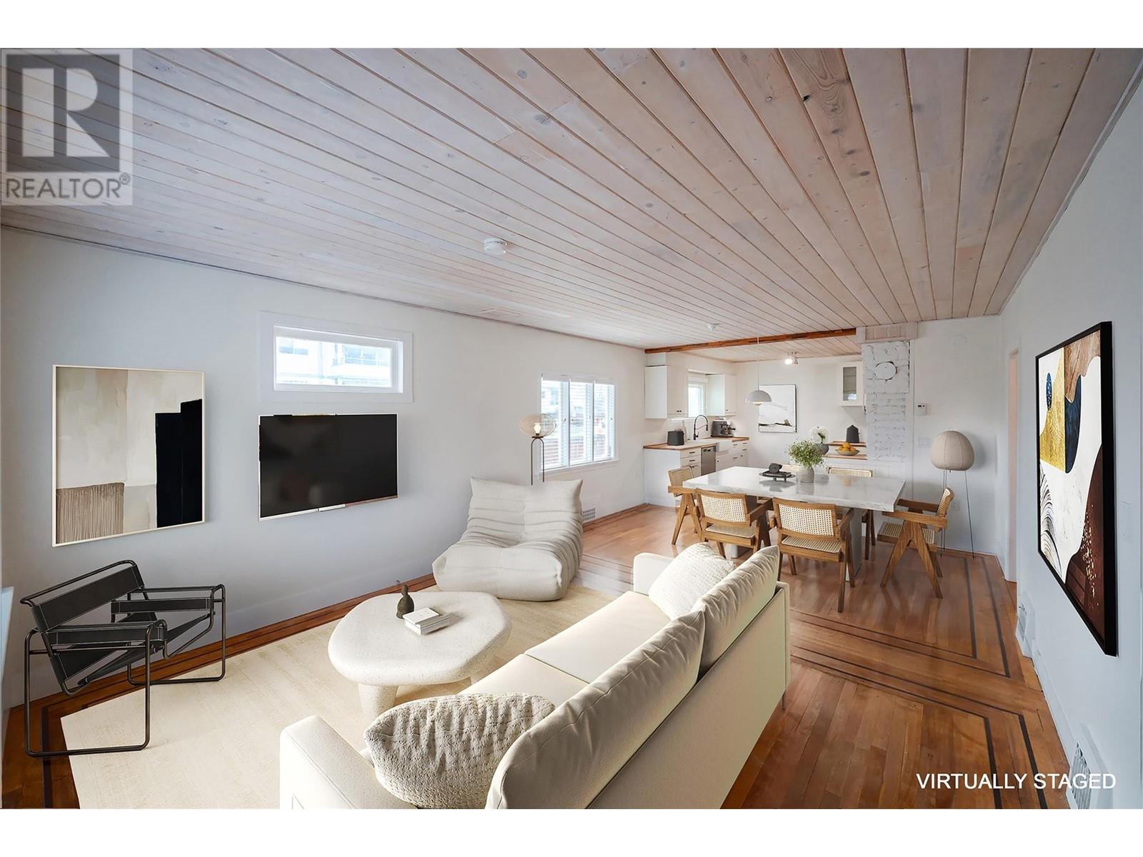 302 Scott Avenue, Penticton, British Columbia  V2A 2J8 - Photo 3 - 10338948