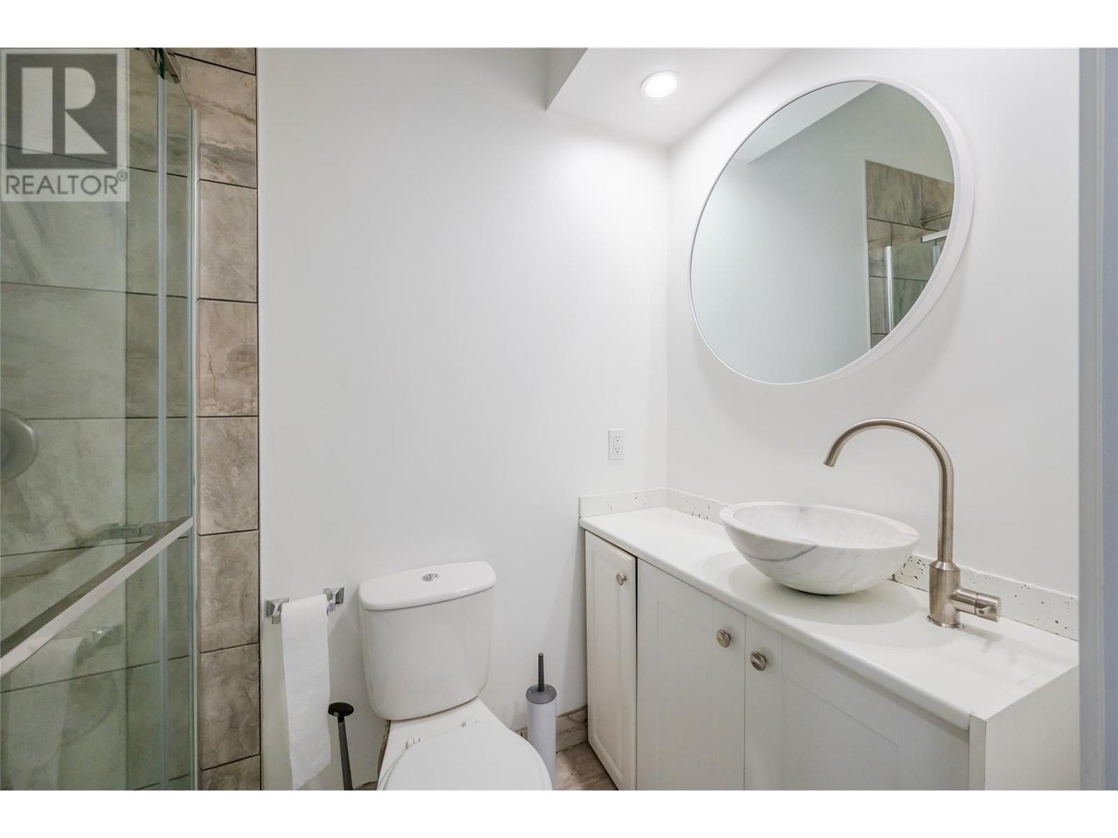 302 Scott Avenue, Penticton, British Columbia  V2A 2J8 - Photo 34 - 10338948