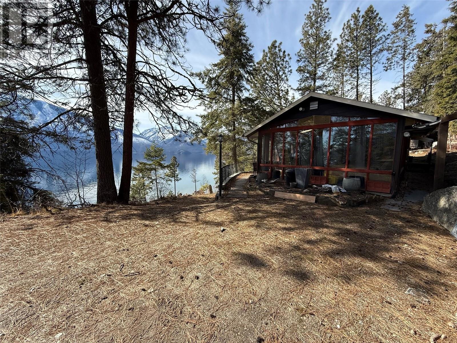 9779 3a Highway, Kuskanook, British Columbia  V0B 1A1 - Photo 1 - 10338425