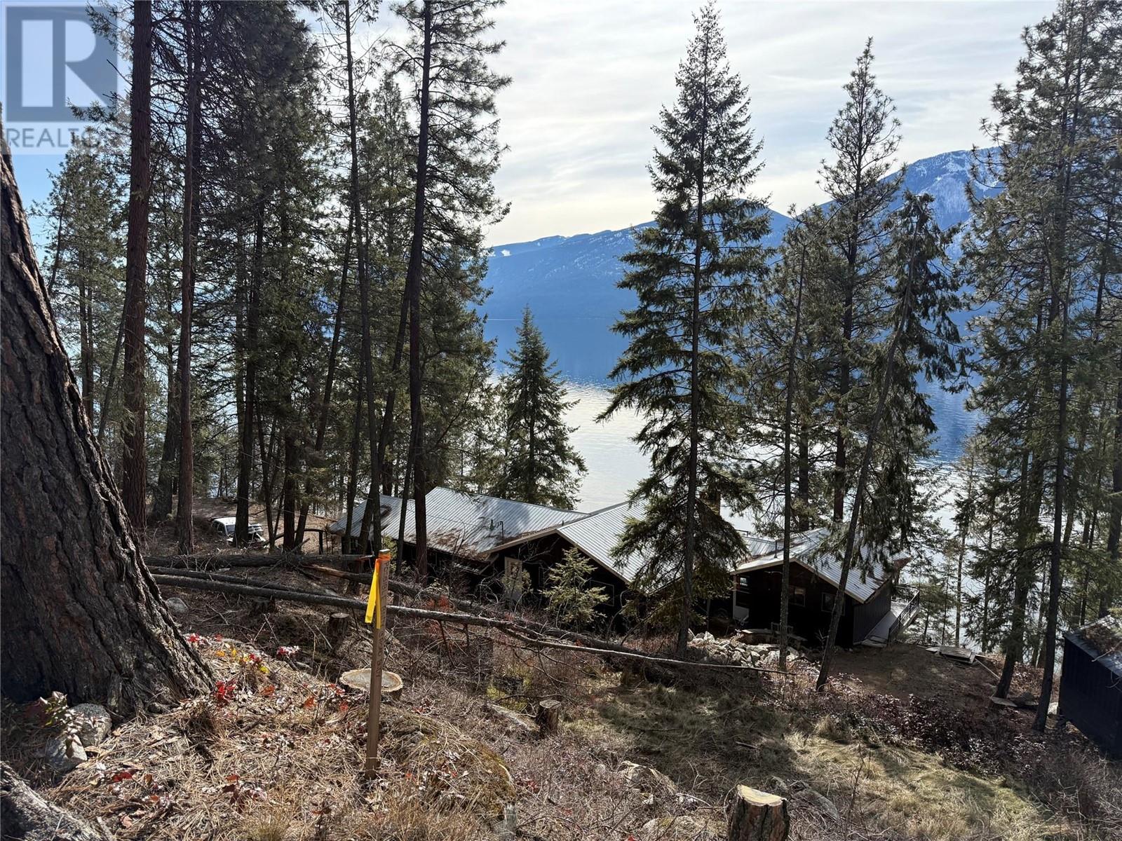 9779 3a Highway, Kuskanook, British Columbia  V0B 1A1 - Photo 6 - 10338425